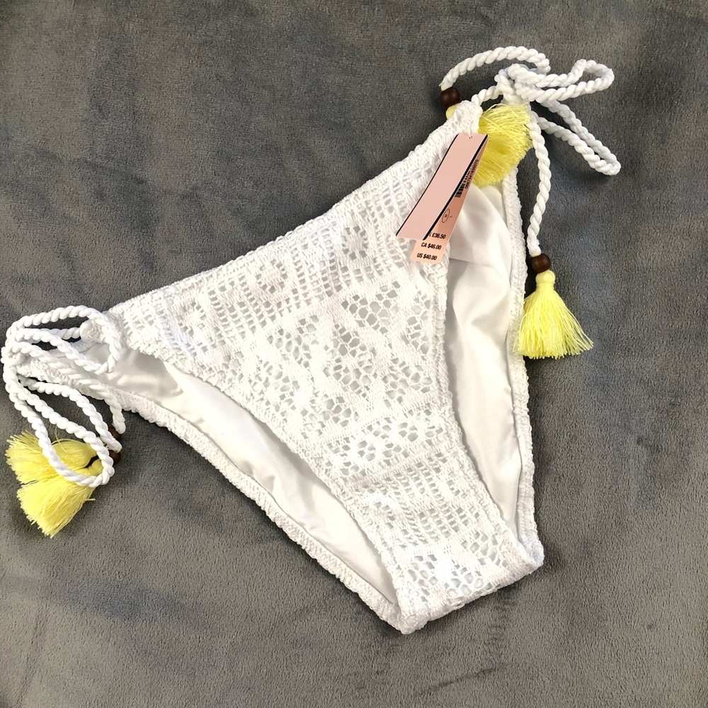 ☀️Victoria secret crochet bikini swim bottom
